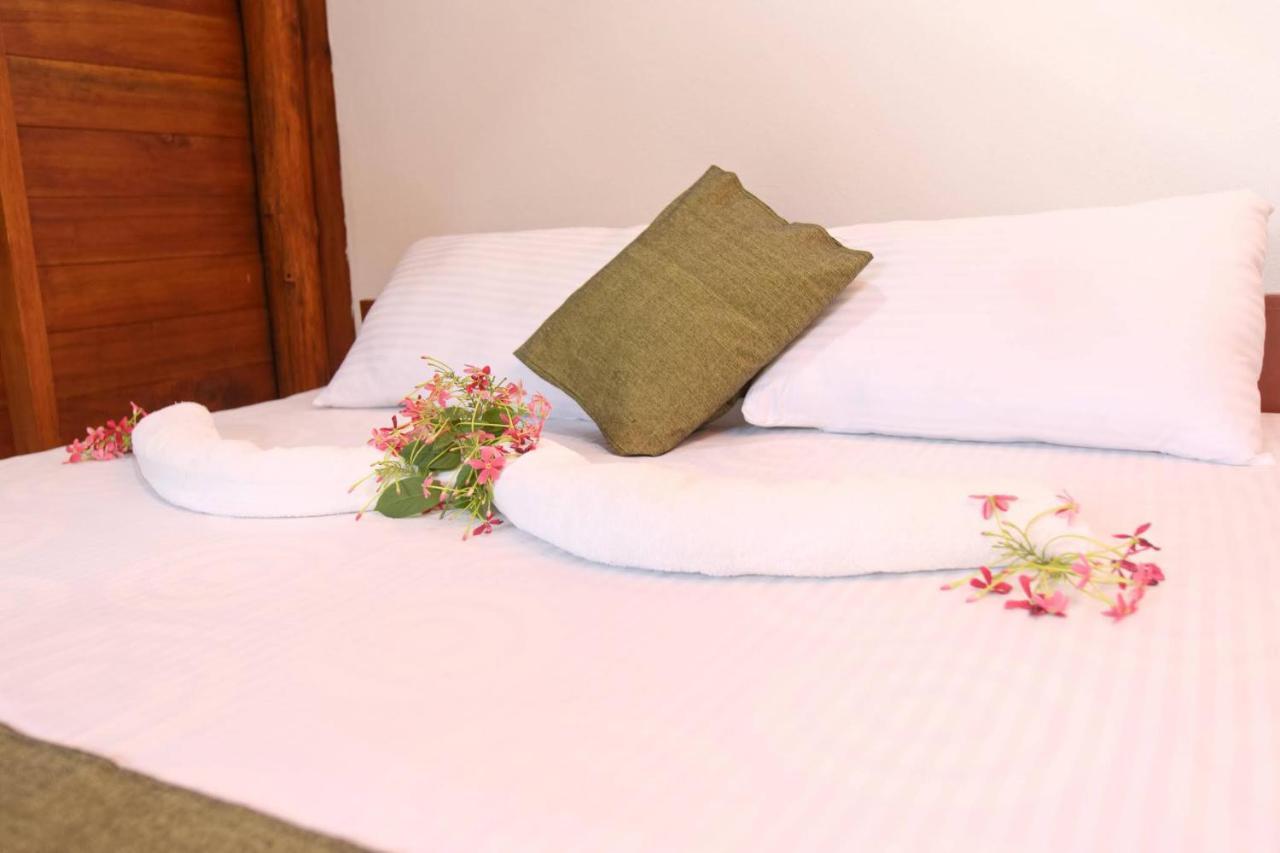 The Mastodon Valley Safari Resort Udawalawe Dış mekan fotoğraf