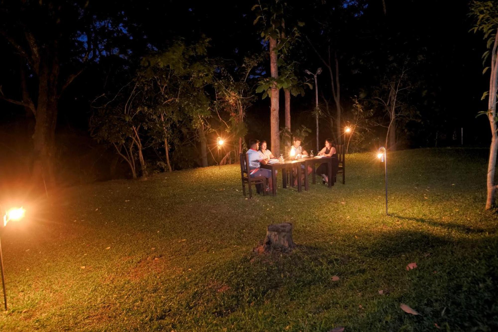 The Mastodon Valley Safari Resort Udawalawe Dış mekan fotoğraf